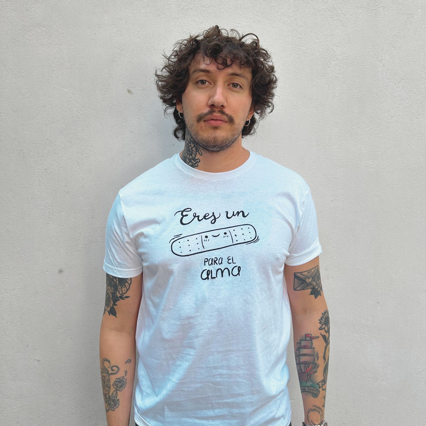 Playera "Curita Para El Alma" HECHA A MANO